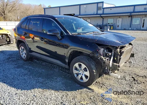 2021 Toyota Rav4 Le z USA, uszkodzony, nr VIN 2T3K1RFV1MC166673